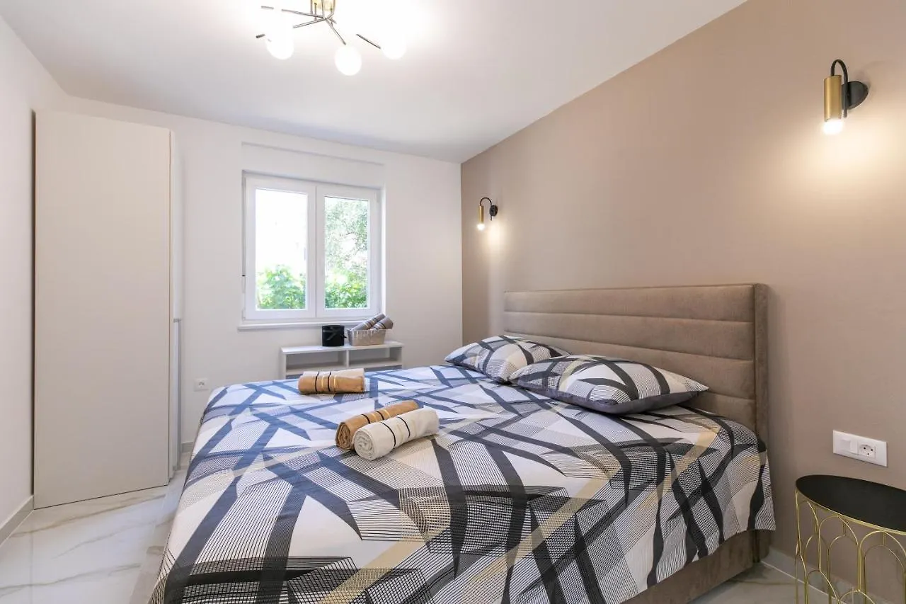 Apartment Apartman Suzi Pula